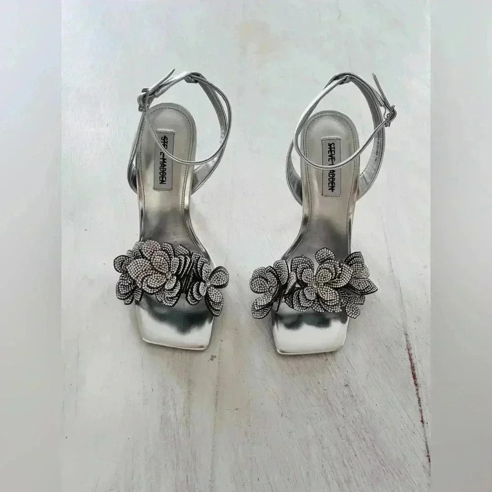 Urban Outfitters Steve Madden Ulyana Ankle Strap Heeled Sandal Size 7 NWOT $120